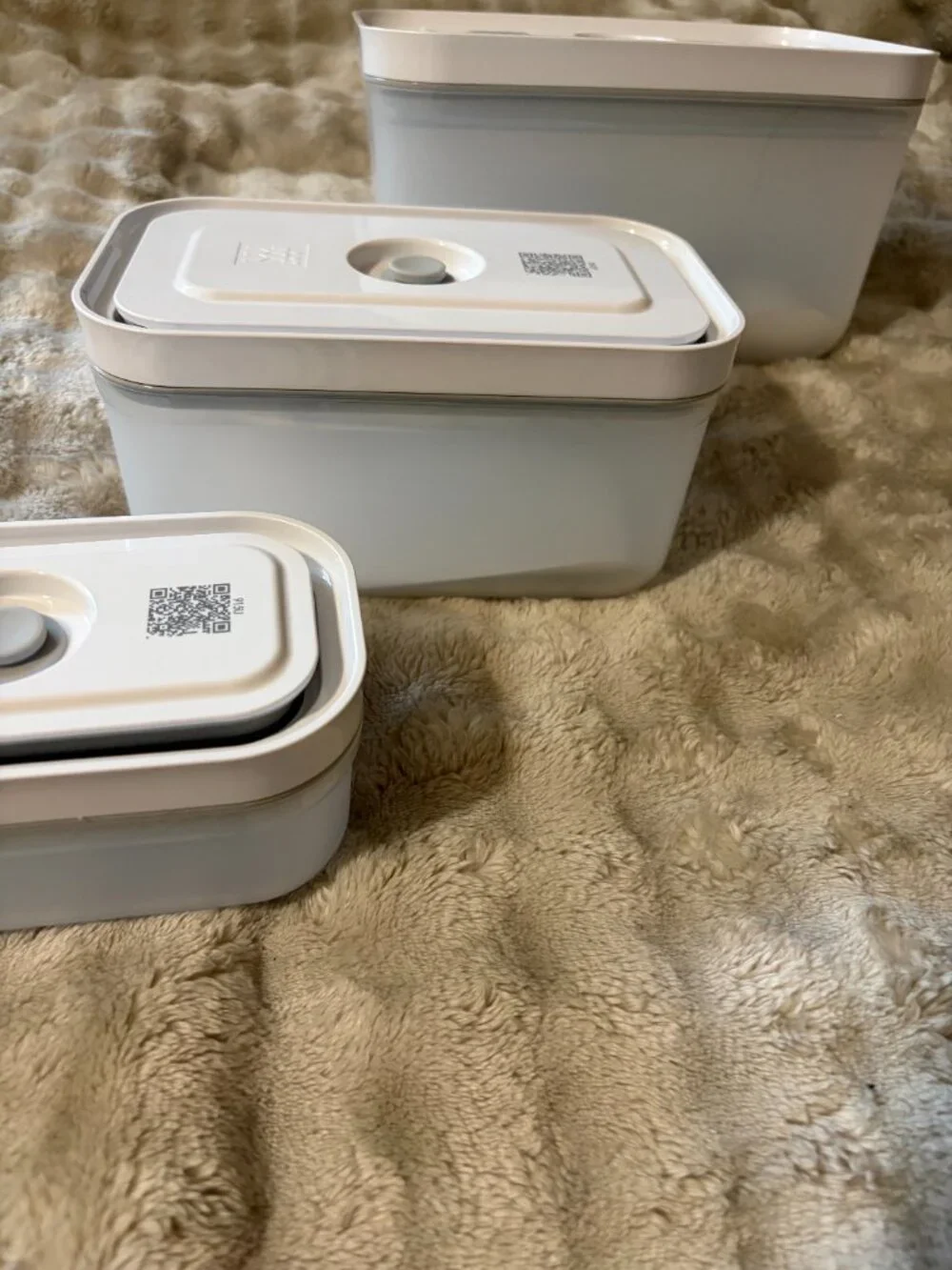 Zwilling Fresh & Save 3 Pc Vacuum Food Storage Container Set Plastic S M L sizes